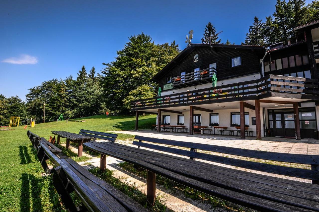 Bed and Breakfast Planinski Dom Na Kalu Dol pri Hrastniku Экстерьер фото